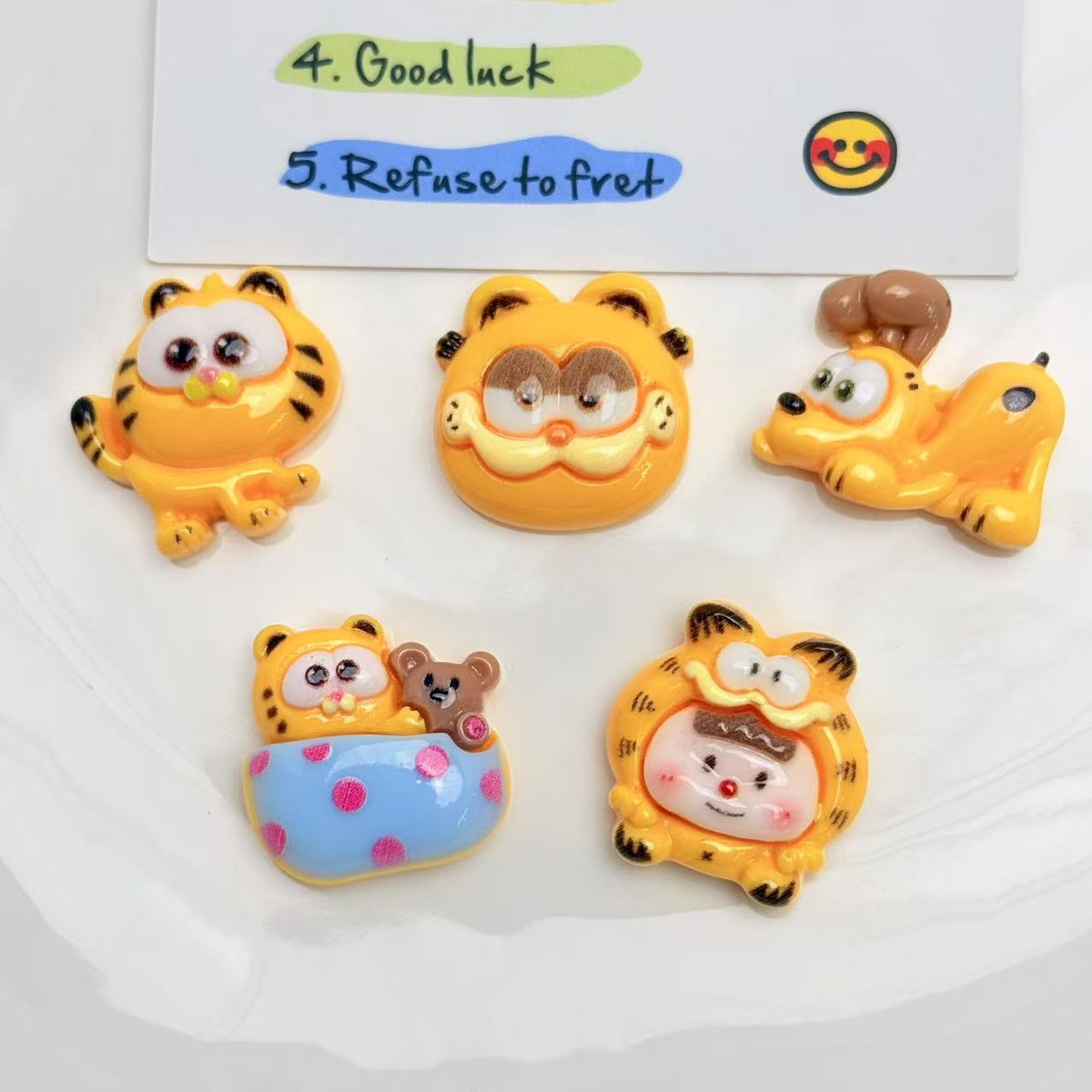 50 pezzi di figurine in resina - Crafting Resin recensione e prezzo